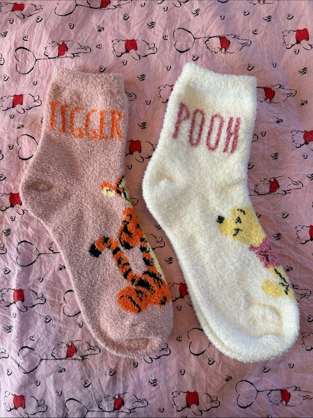 Fuzzy Tigger & Pooh Socks - Pink & Cream
